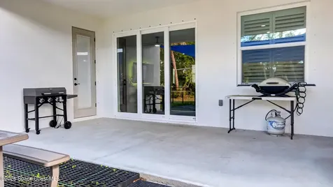 1845 Market Circle NE Palm Bay FL 32905
