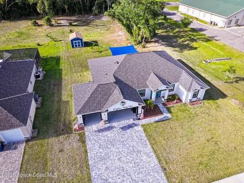 1845 Market Circle NE Palm Bay FL 32905