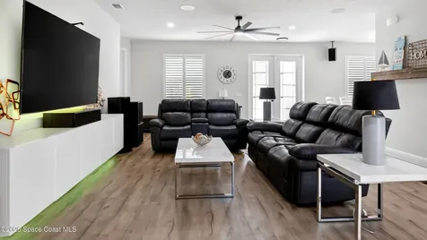 1845 Market Circle NE Palm Bay FL 32905