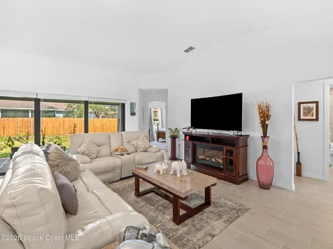 2561 Harbison Avenue SW Palm Bay FL 32908