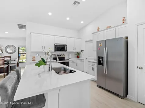 2561 Harbison Avenue SW Palm Bay FL 32908
