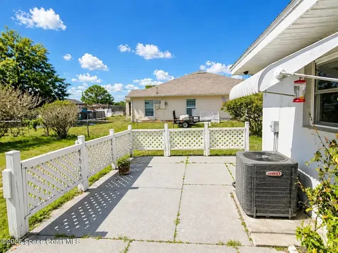 458 Borraclough Avenue NW Palm Bay FL 32907