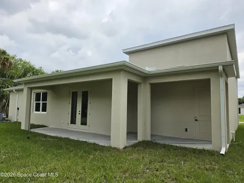 1740 Madden Avenue SW Palm Bay FL 32908