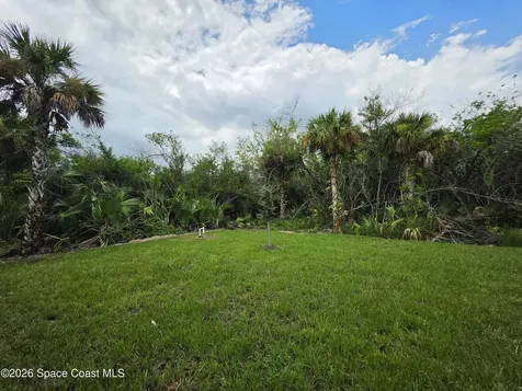 1740 Madden Avenue SW Palm Bay FL 32908