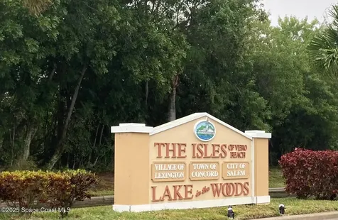 1827 Aynsley Way Vero Beach FL 32966