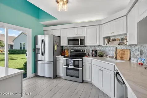 1827 Aynsley Way Vero Beach FL 32966