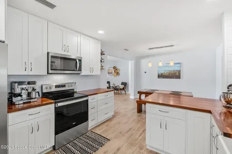 125 W Gadsden Lane Cocoa Beach FL 32931