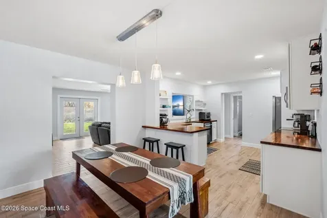 125 W Gadsden Lane Cocoa Beach FL 32931