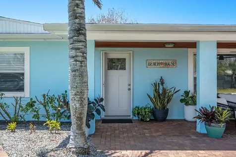 125 W Gadsden Lane Cocoa Beach FL 32931