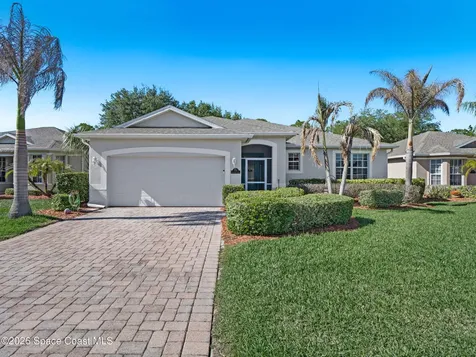 319 Gardendale Circle SE Palm Bay FL 32909