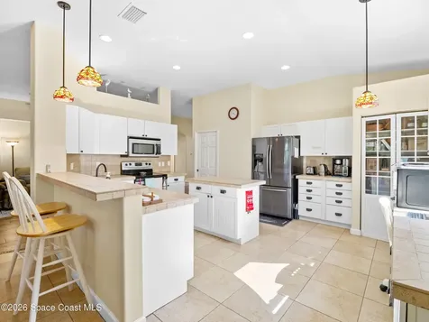 319 Gardendale Circle SE Palm Bay FL 32909