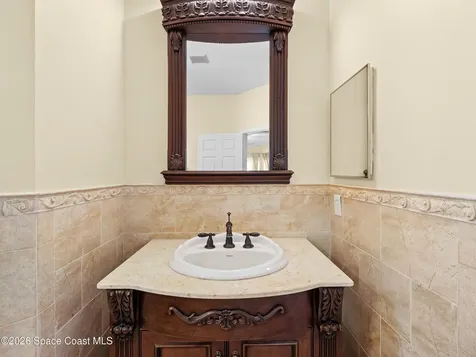319 Gardendale Circle SE Palm Bay FL 32909