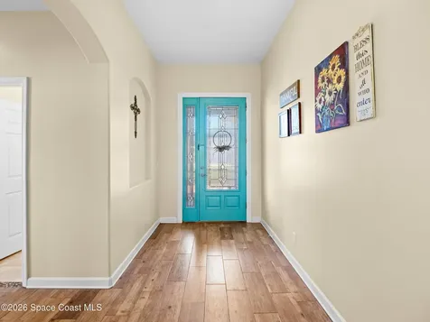 319 Gardendale Circle SE Palm Bay FL 32909