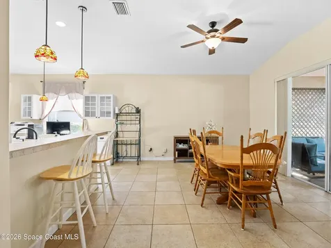 319 Gardendale Circle SE Palm Bay FL 32909