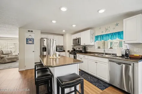 823 Vireo Drive Barefoot Bay FL 32976