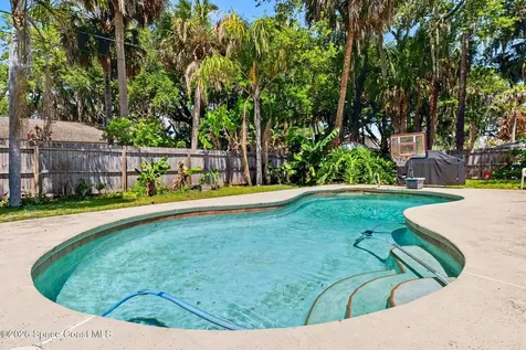 826 Roger Avenue NW Palm Bay FL 32907