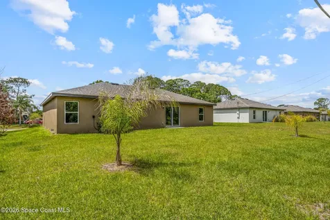 1141 Salina Street SE Palm Bay FL 32909