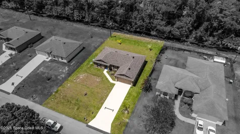 1141 Salina Street SE Palm Bay FL 32909