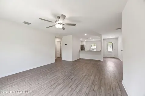 1131 Salina Street SE Palm Bay FL 32909