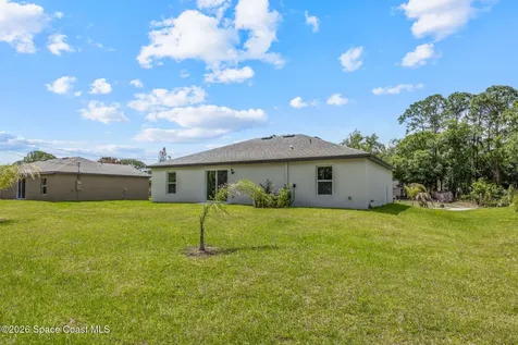 1131 Salina Street SE Palm Bay FL 32909
