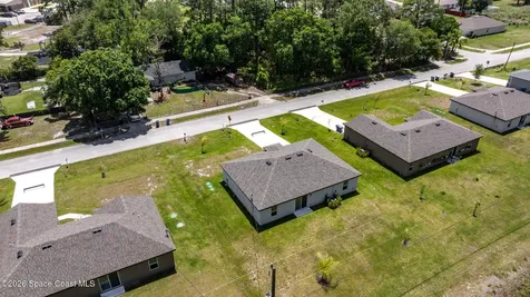 1131 Salina Street SE Palm Bay FL 32909