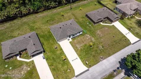 1131 Salina Street SE Palm Bay FL 32909