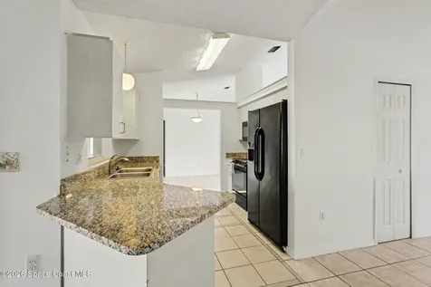146 Oakcrest Avenue NE Palm Bay FL 32907