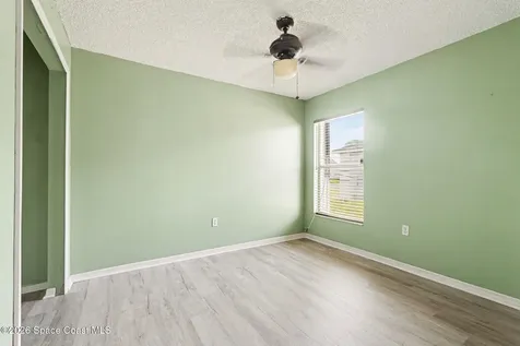 146 Oakcrest Avenue NE Palm Bay FL 32907
