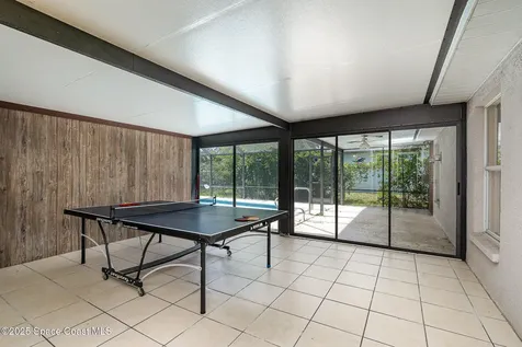 146 Oakcrest Avenue NE Palm Bay FL 32907