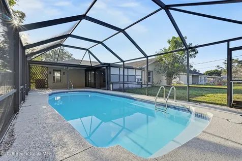 146 Oakcrest Avenue NE Palm Bay FL 32907