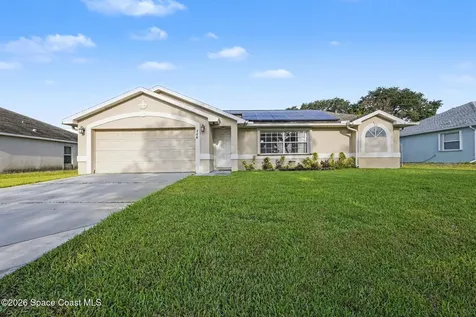 146 Oakcrest Avenue NE Palm Bay FL 32907
