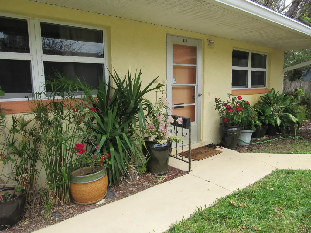 209 Cleveland Avenue Cocoa Beach FL 32931