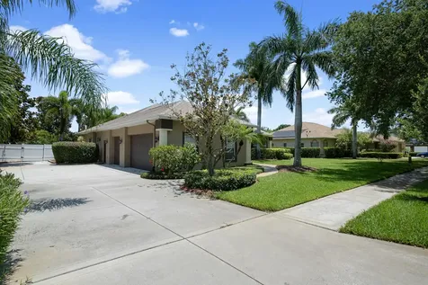 740 Carriage Lane Merritt Island FL 32952
