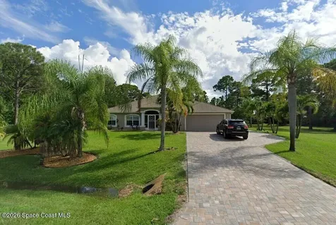 7100 Hacienda Drive Grant FL 32949