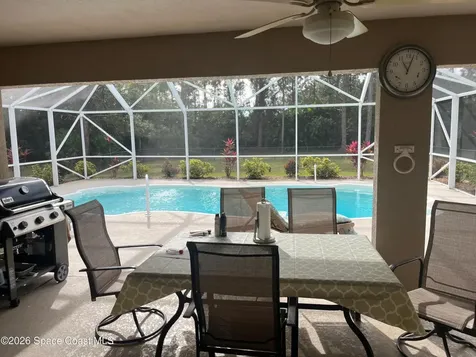 7100 Hacienda Drive Grant FL 32949
