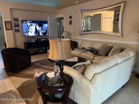 7100 Hacienda Drive Grant FL 32949