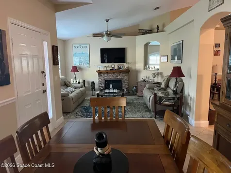 7100 Hacienda Drive Grant FL 32949