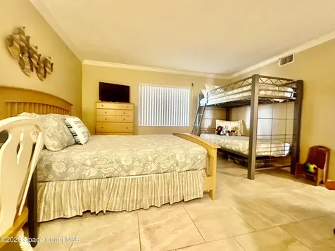 401 Jimmy Buffett Mem Highway Satellite Beach FL 32937