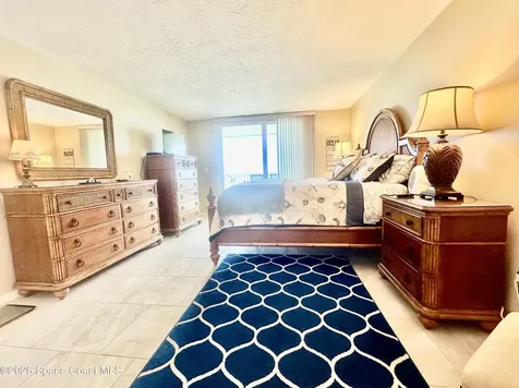 401 Jimmy Buffett Mem Highway Satellite Beach FL 32937