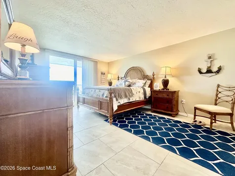 401 Jimmy Buffett Mem Highway Satellite Beach FL 32937