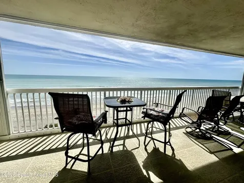 401 Jimmy Buffett Mem Highway Satellite Beach FL 32937