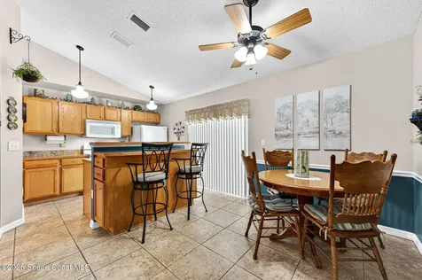 2125 Redwood Circle NE Palm Bay FL 32905