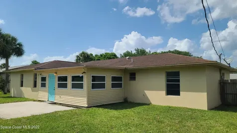 2012 Beekman Street NE Palm Bay FL 32905