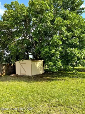 2012 Beekman Street NE Palm Bay FL 32905