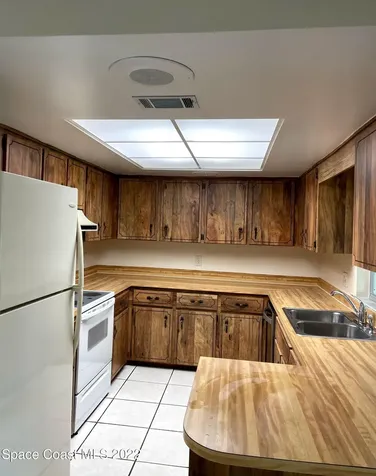 2012 Beekman Street NE Palm Bay FL 32905