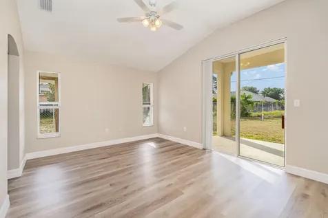 328 Hammonton Street SW Palm Bay FL 32908