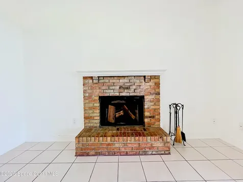 2645 Rolling Broak Drive Orlando FL 32837