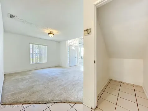 2645 Rolling Broak Drive Orlando FL 32837