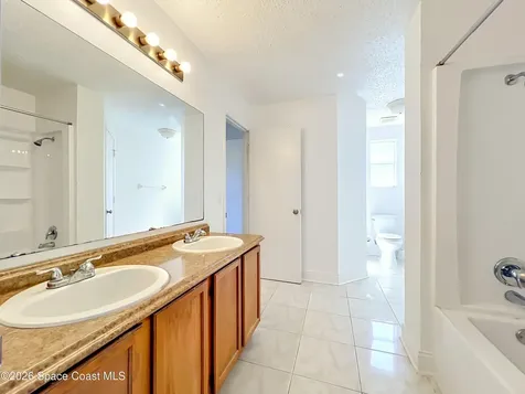 2645 Rolling Broak Drive Orlando FL 32837