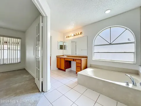 2645 Rolling Broak Drive Orlando FL 32837